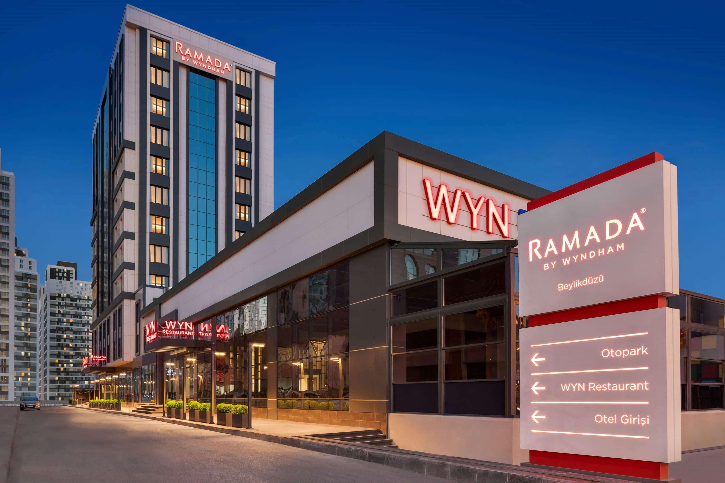 Ramada By Wyndham Beylikduzu Istambul Exterior foto