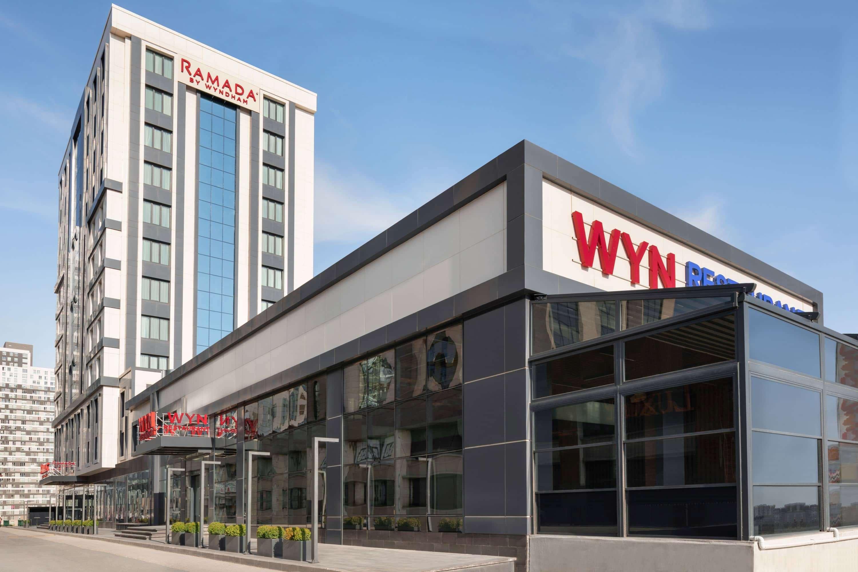 Ramada By Wyndham Beylikduzu Istambul Exterior foto
