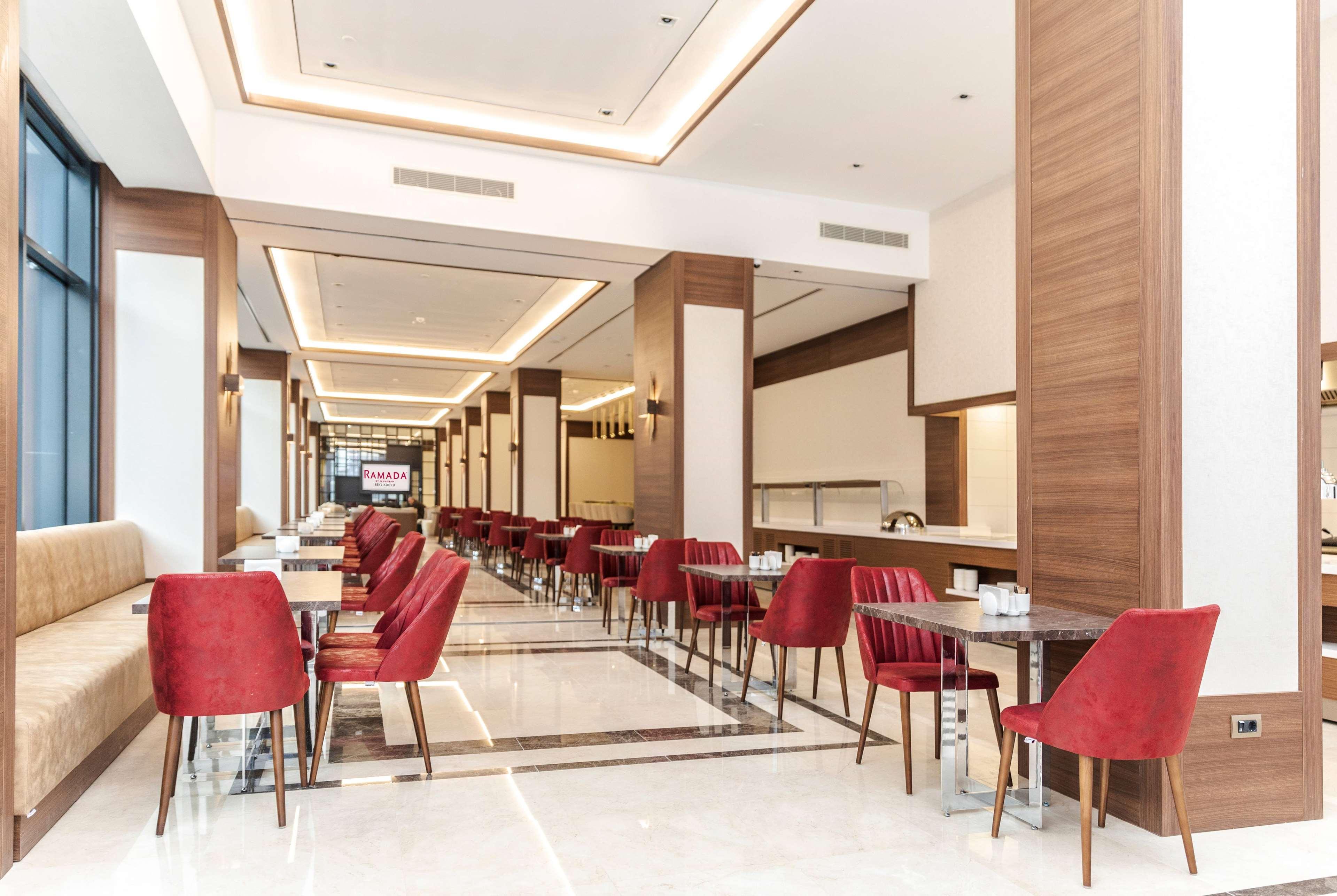 Ramada By Wyndham Beylikduzu Istambul Exterior foto