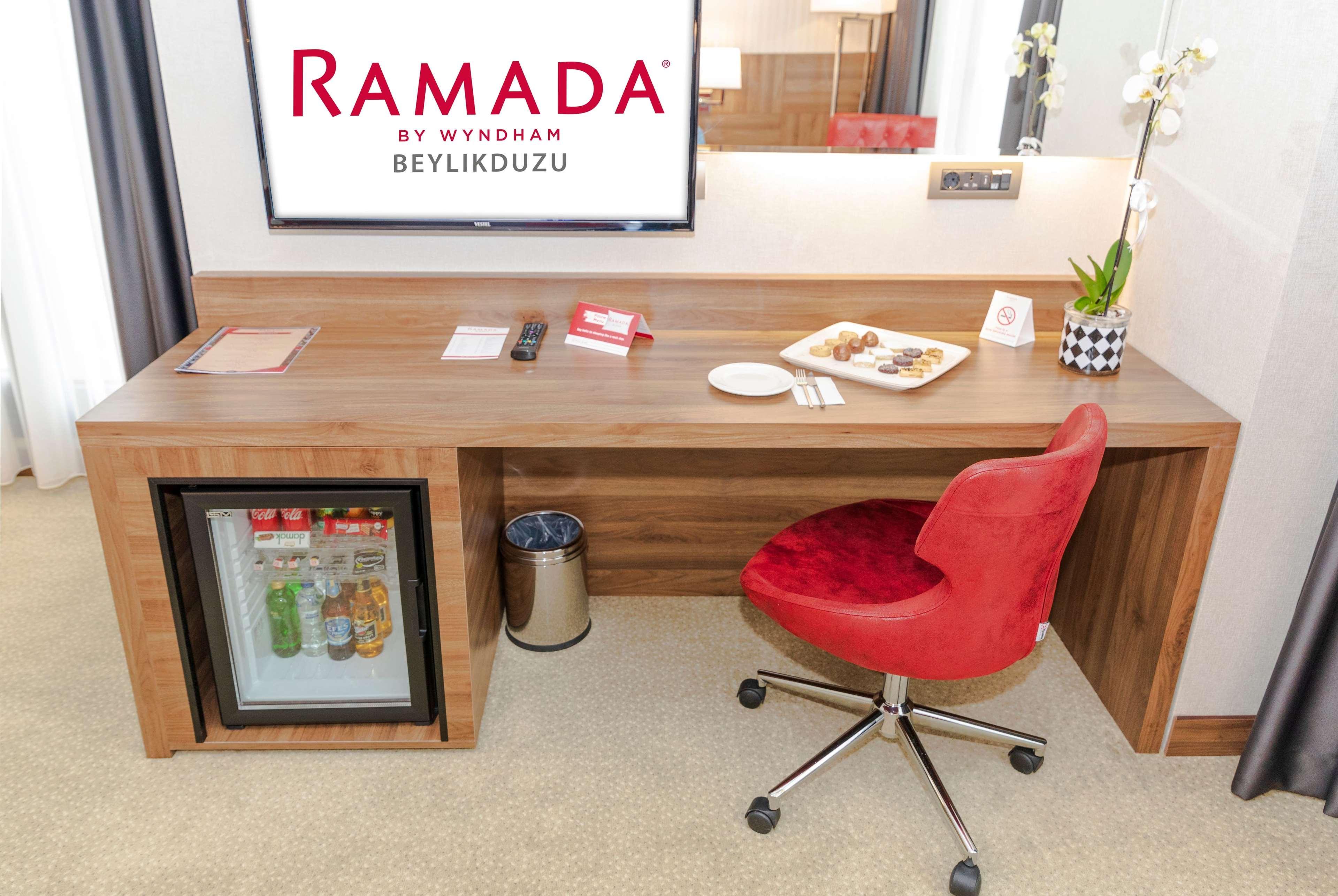Ramada By Wyndham Beylikduzu Istambul Exterior foto