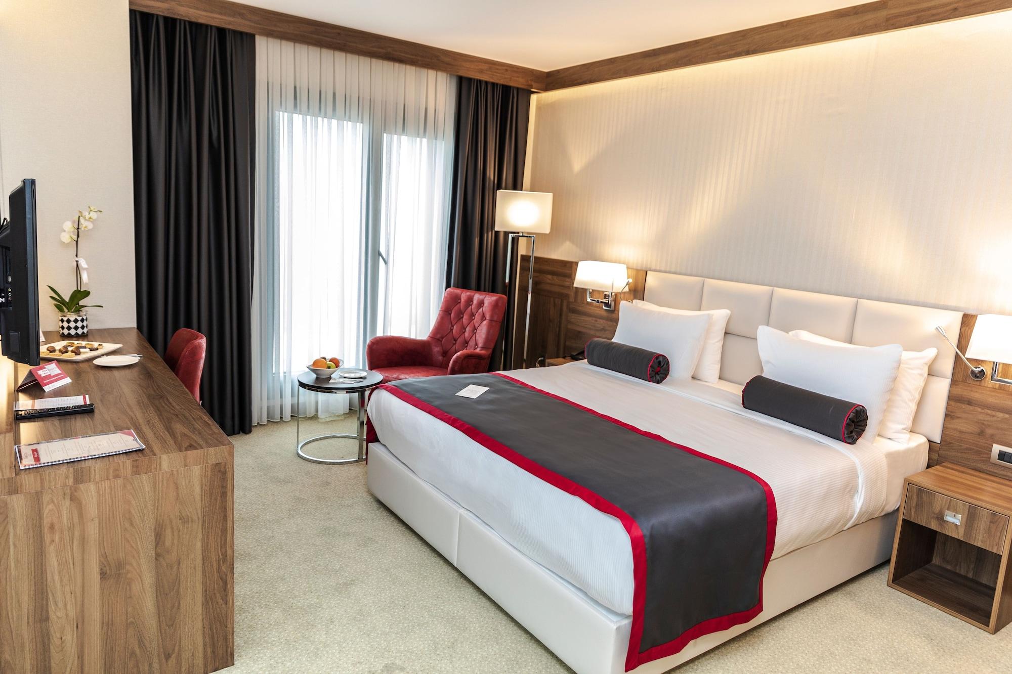 Ramada By Wyndham Beylikduzu Istambul Exterior foto